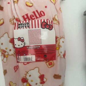 Hello Kitty Cloud Throw NWT